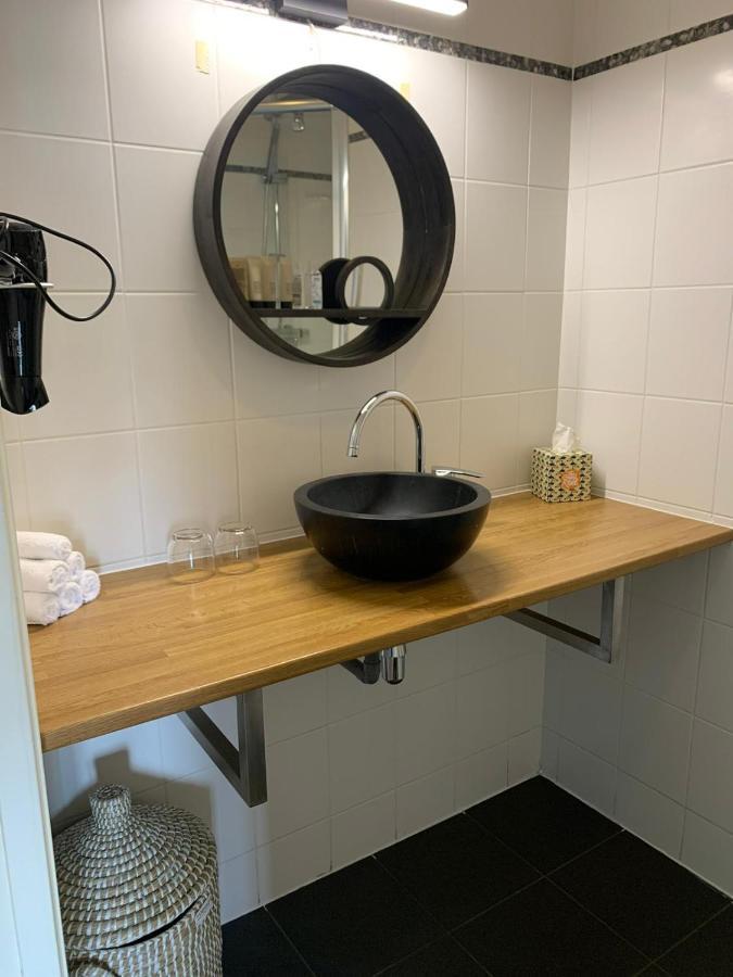 Bed And Breakfast Goes Exteriör bild